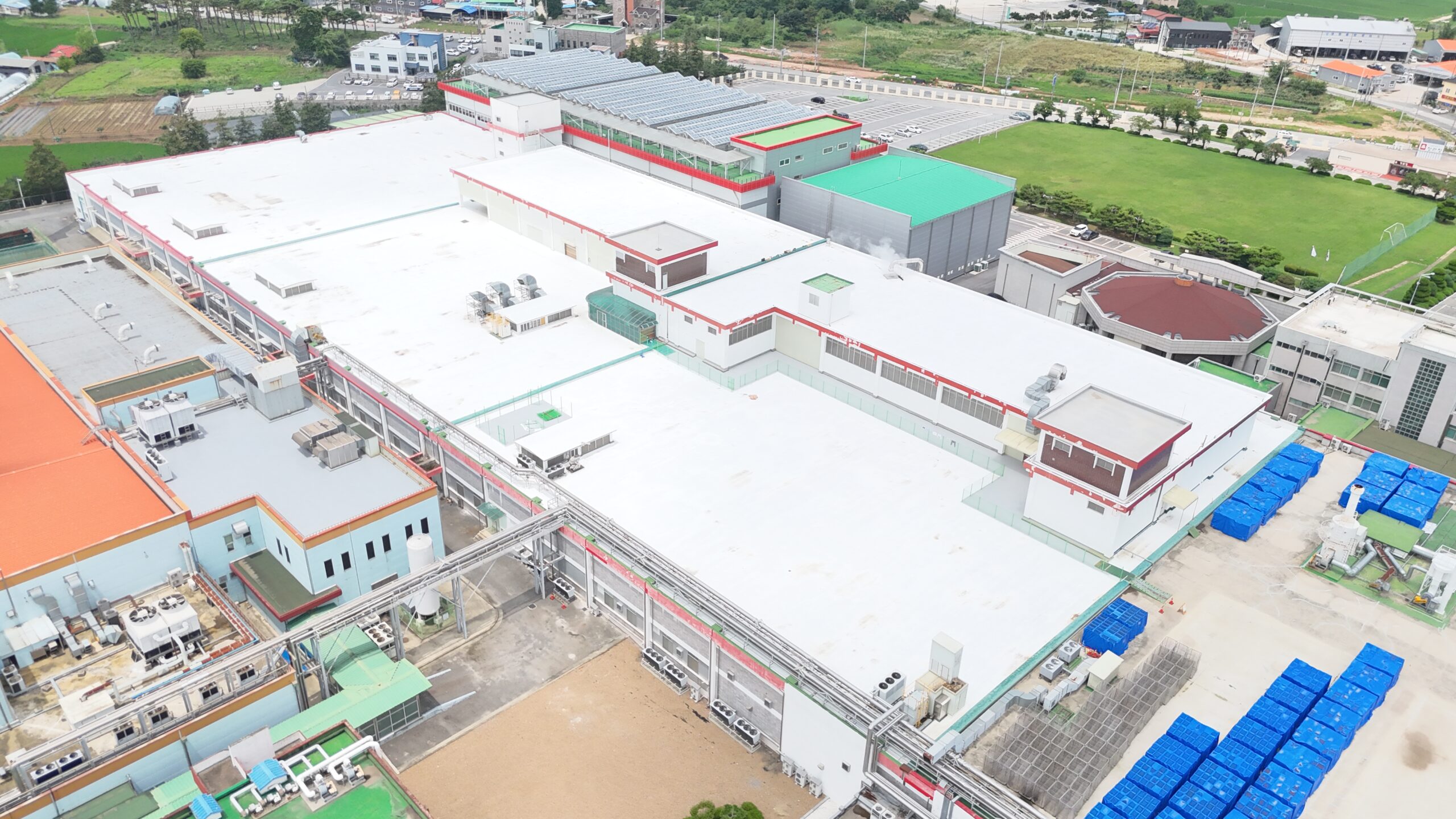 한국인삼공사 부여공장 콘크리트 옥상 TPO 시트방수 시공 사진 1